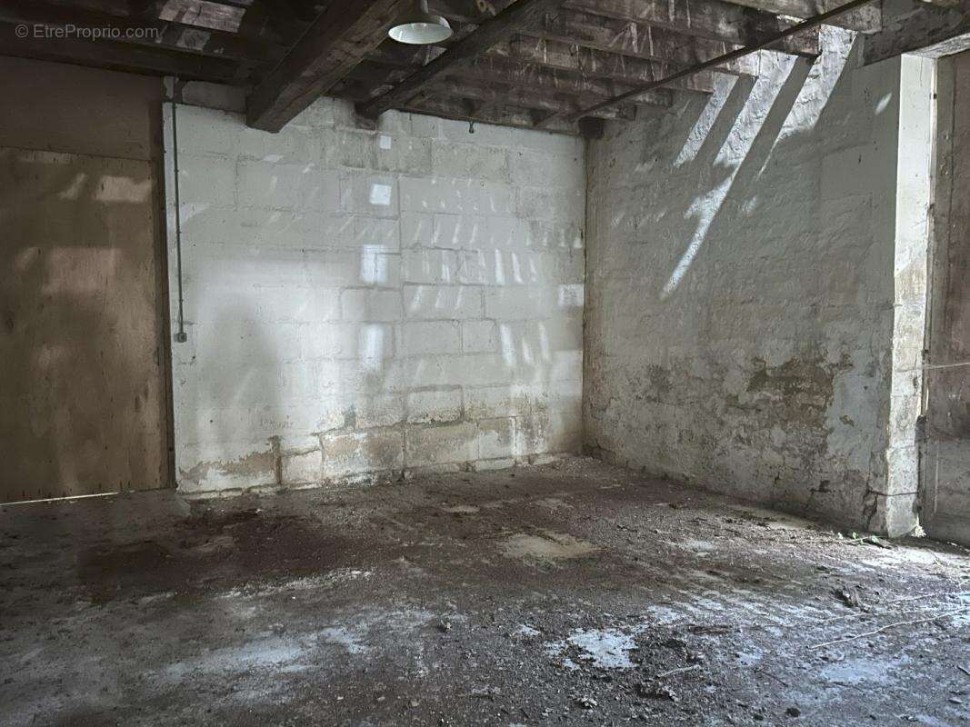 Appartement à PORT-D&#039;ENVAUX