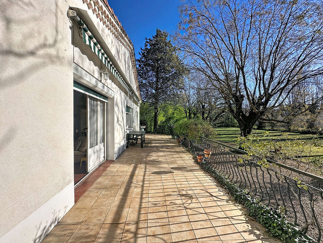 Maison à BOISSET-ET-GAUJAC