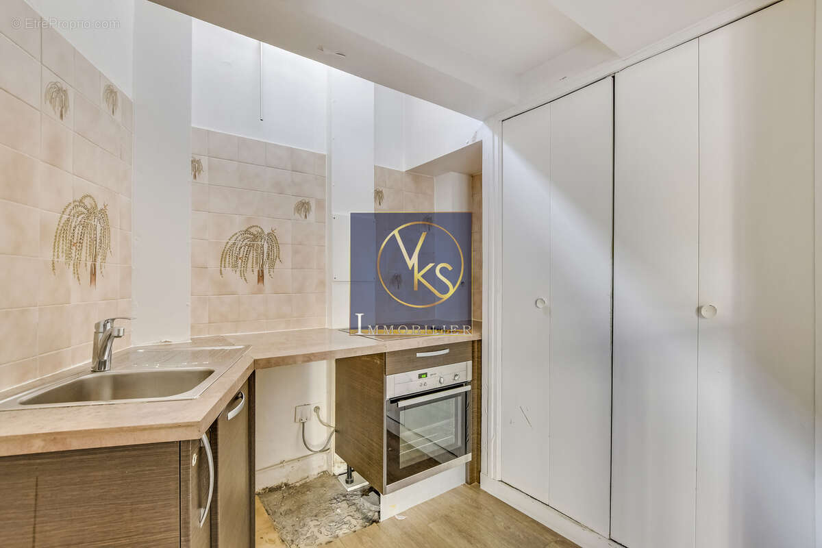 Appartement à PARIS-15E