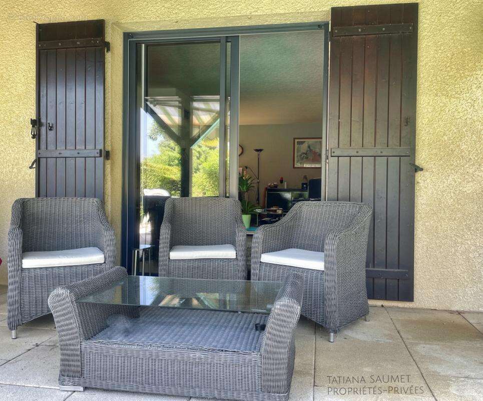 Maison à SATHONAY-VILLAGE