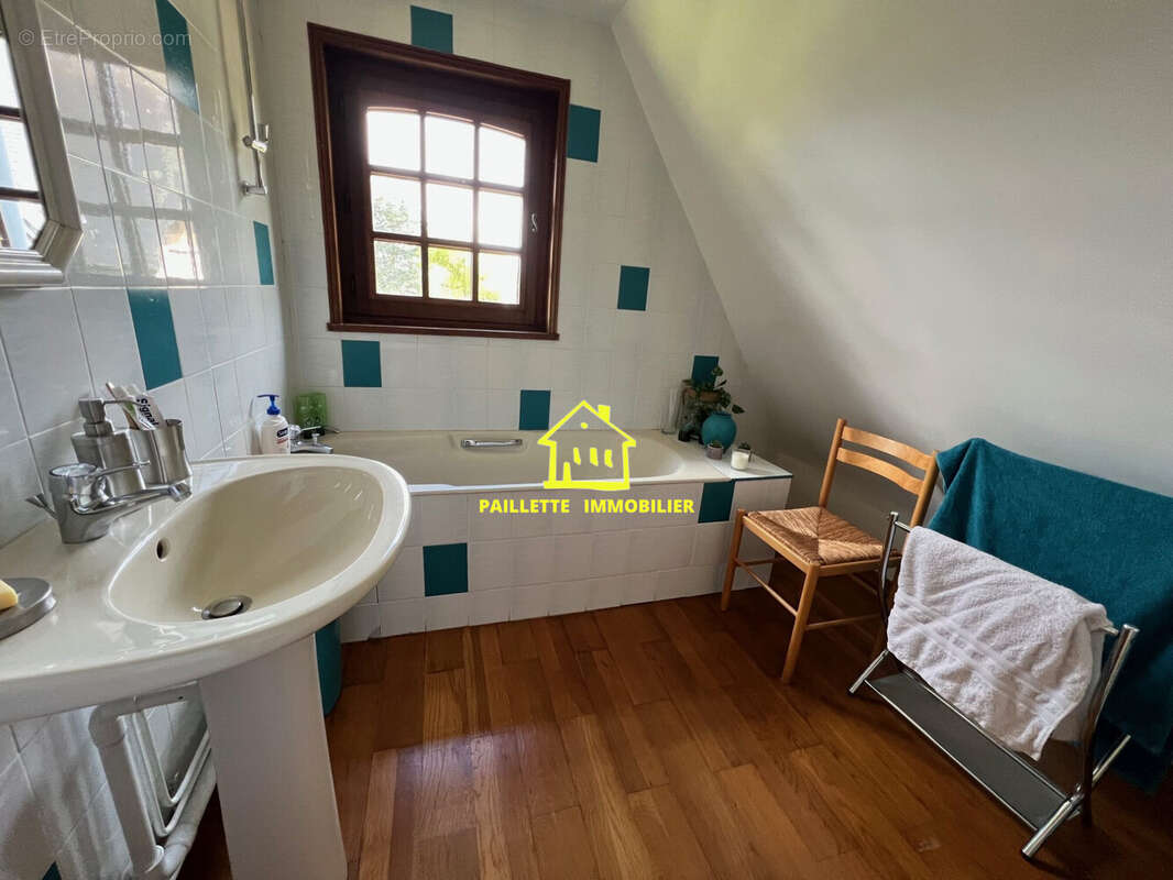 Maison à SAINT-ROMAIN-DE-COLBOSC