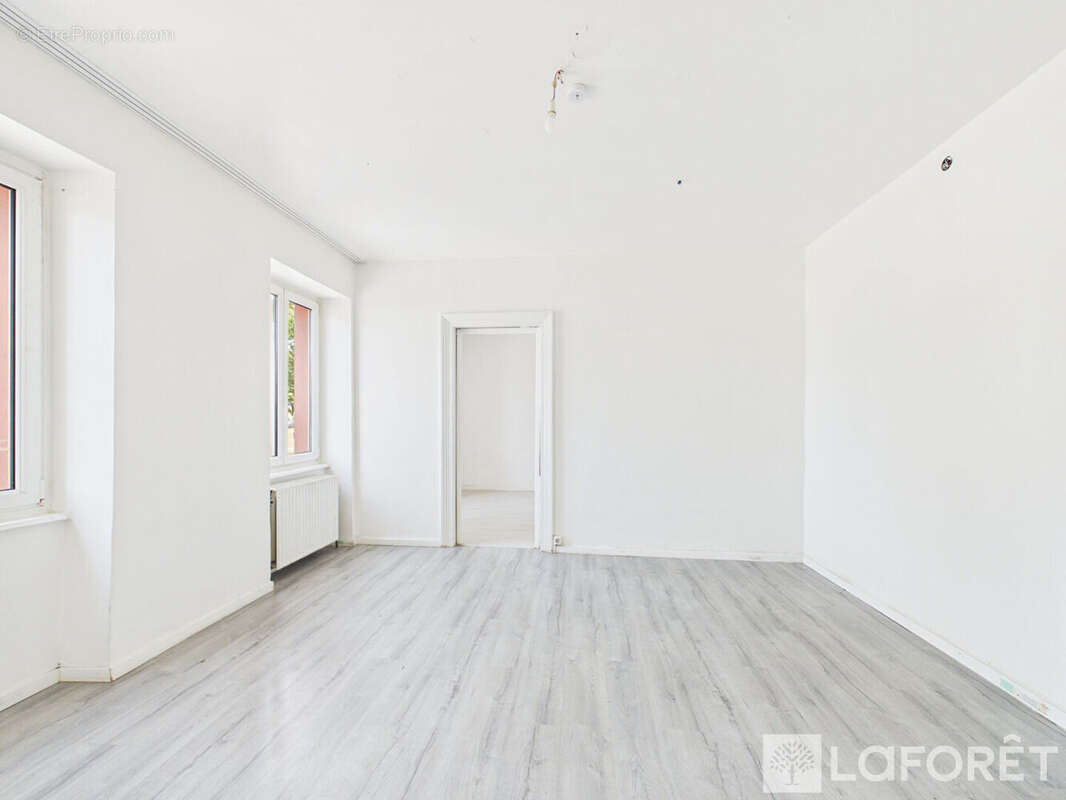 Immeuble Wittenheim 300 m2 - photo 4