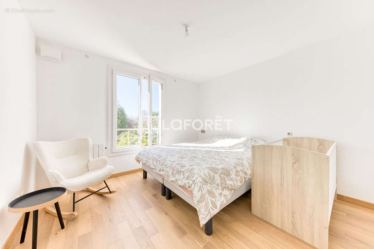 Maison à OZOIR-LA-FERRIERE