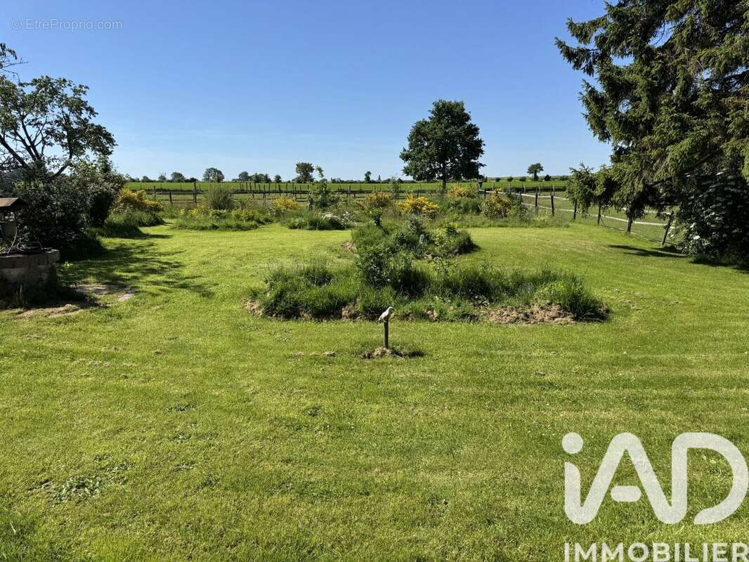 Maison 162 m² à Flancourt-Catelon  - photo 4