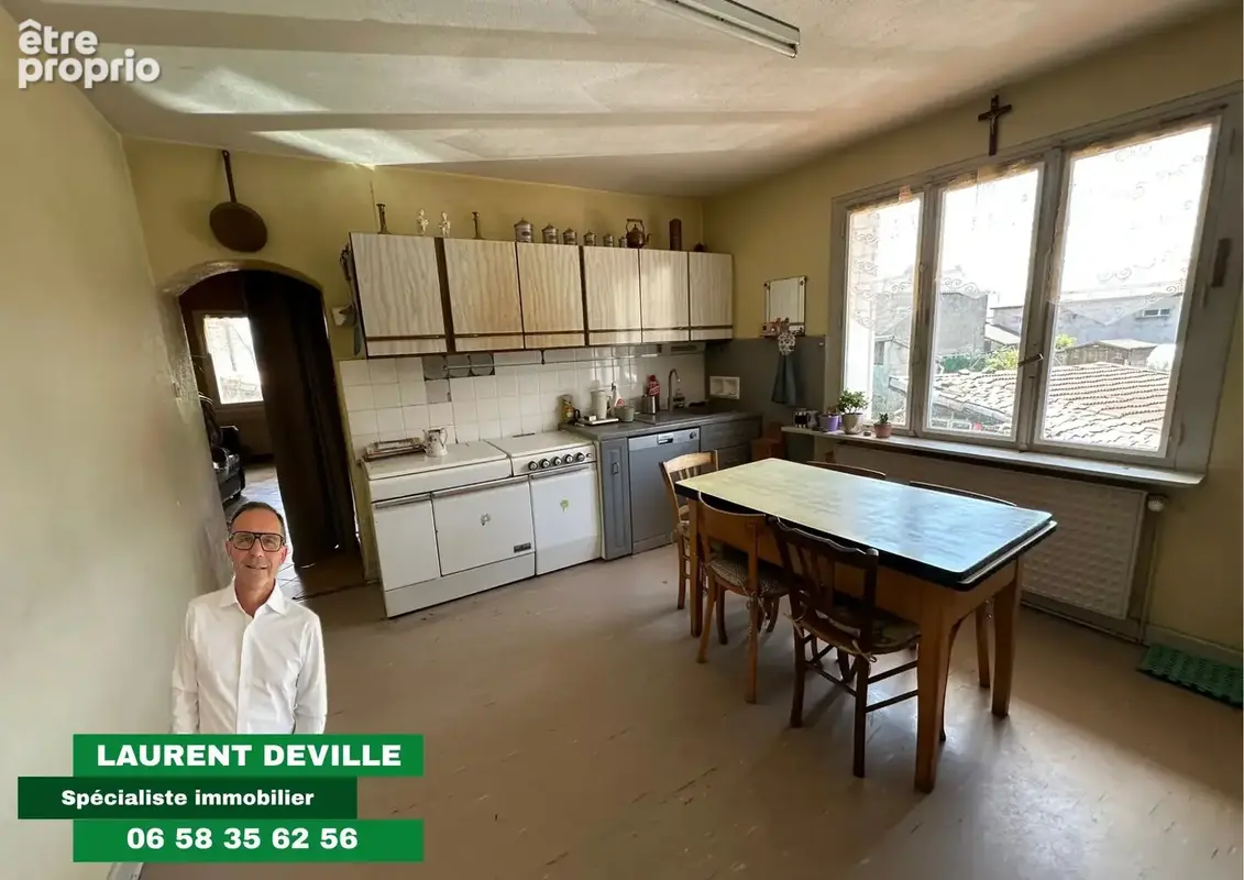 Maison en pierres du XIXè siécle avec grange, dépendances et terrain, eposée sud. - photo 10