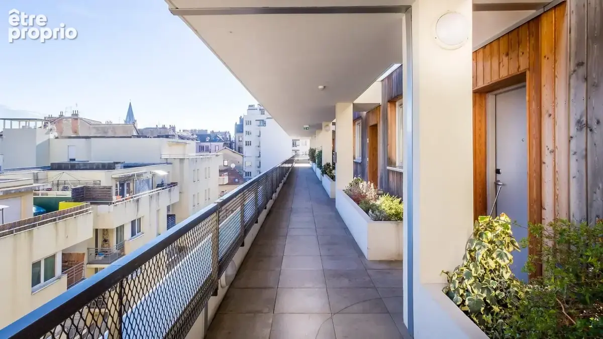 INVESTISSEMENT LOCATIF  Grenoble  Résidence d'Affaires Adagio Grenoble Centre - 7,51 % de rentabilité - photo 15