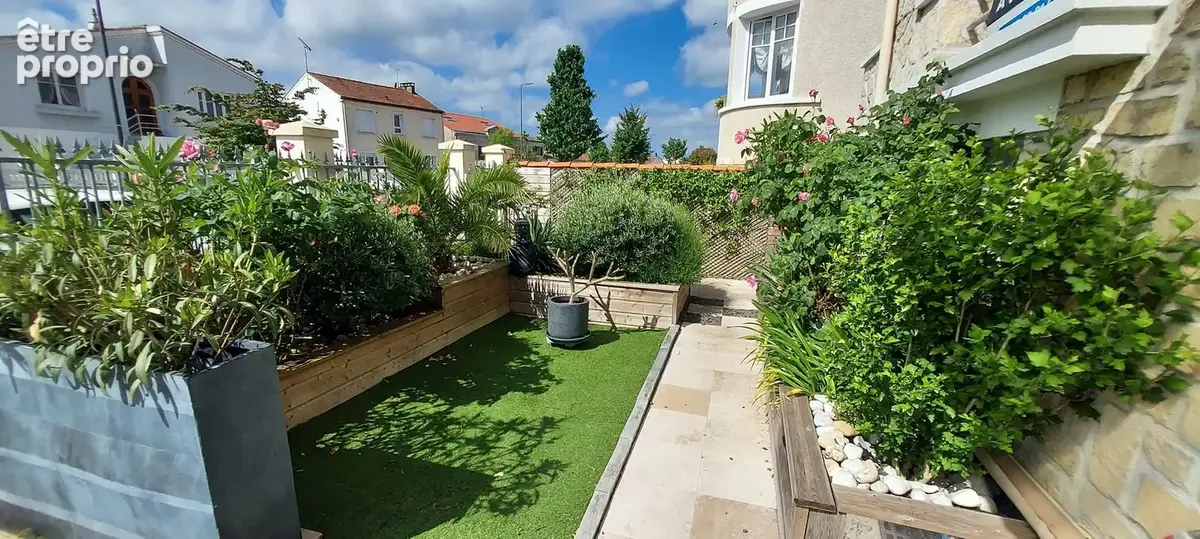 Maison 110 m² à Rochefort  - photo 9