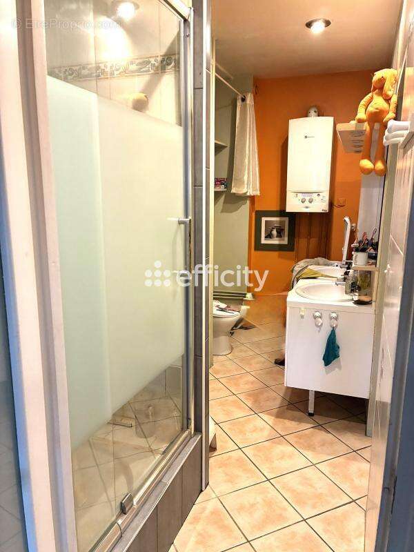 Appartement à CRAPONNE