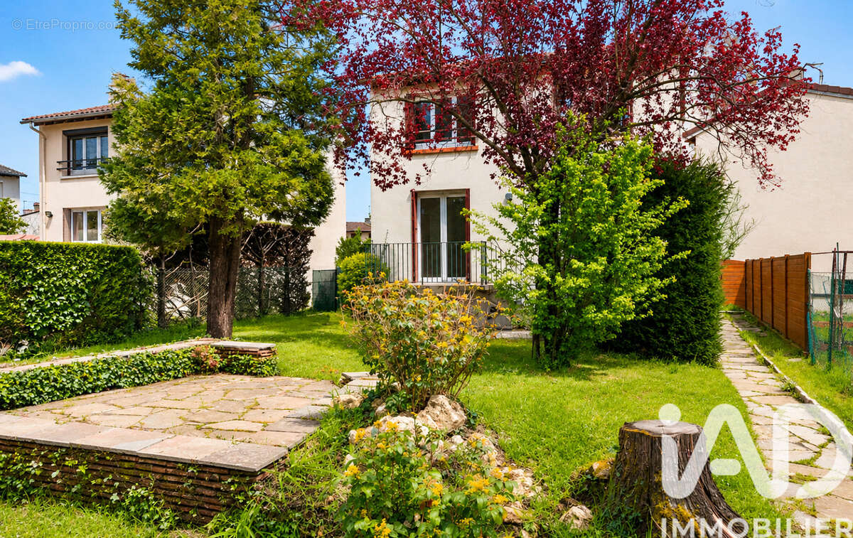 Maison 70 m² à Conflans-Sainte-Honorine  - photo 2