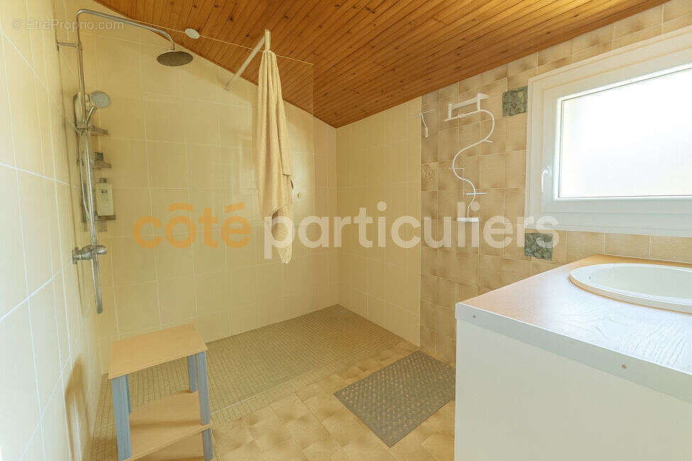 Maison à SAINT-MICHEL-EN-L&#039;HERM