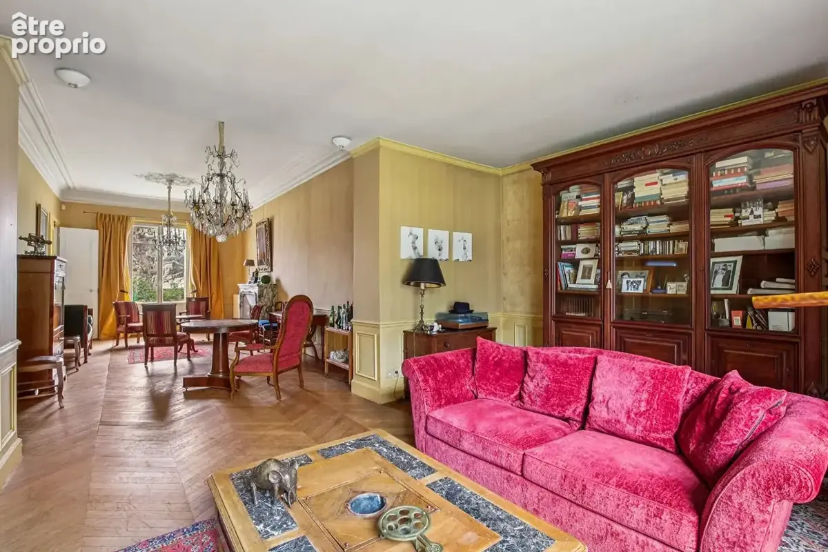 Le vesinet - propriete de 232 m² - salon 66 m²  - 4 chambres - terrain 1474 m²  - dependance amenagee 60 m² -  10 mn rer - photo 5