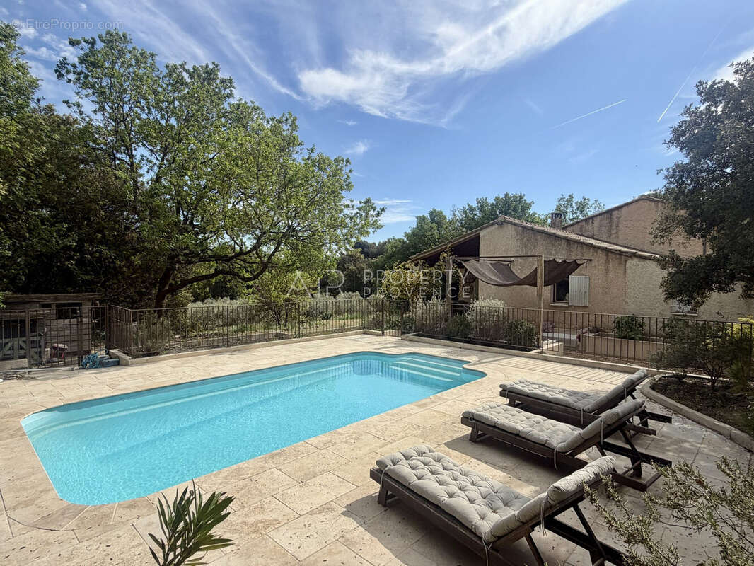 Maison à MERINDOL