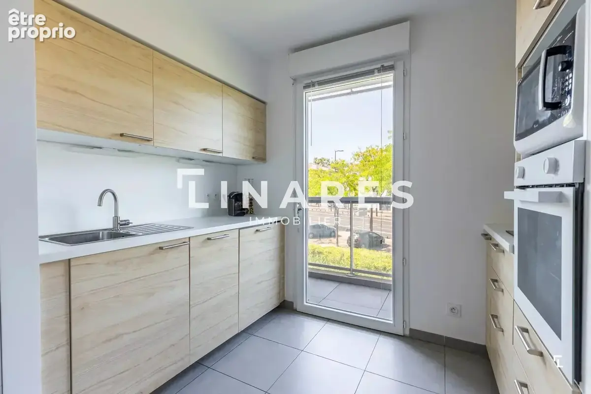 LE RAYONNANT - Appartement T3 de 63m2 - Terrasse 11m2 - Box fermé - 13009 - photo 7