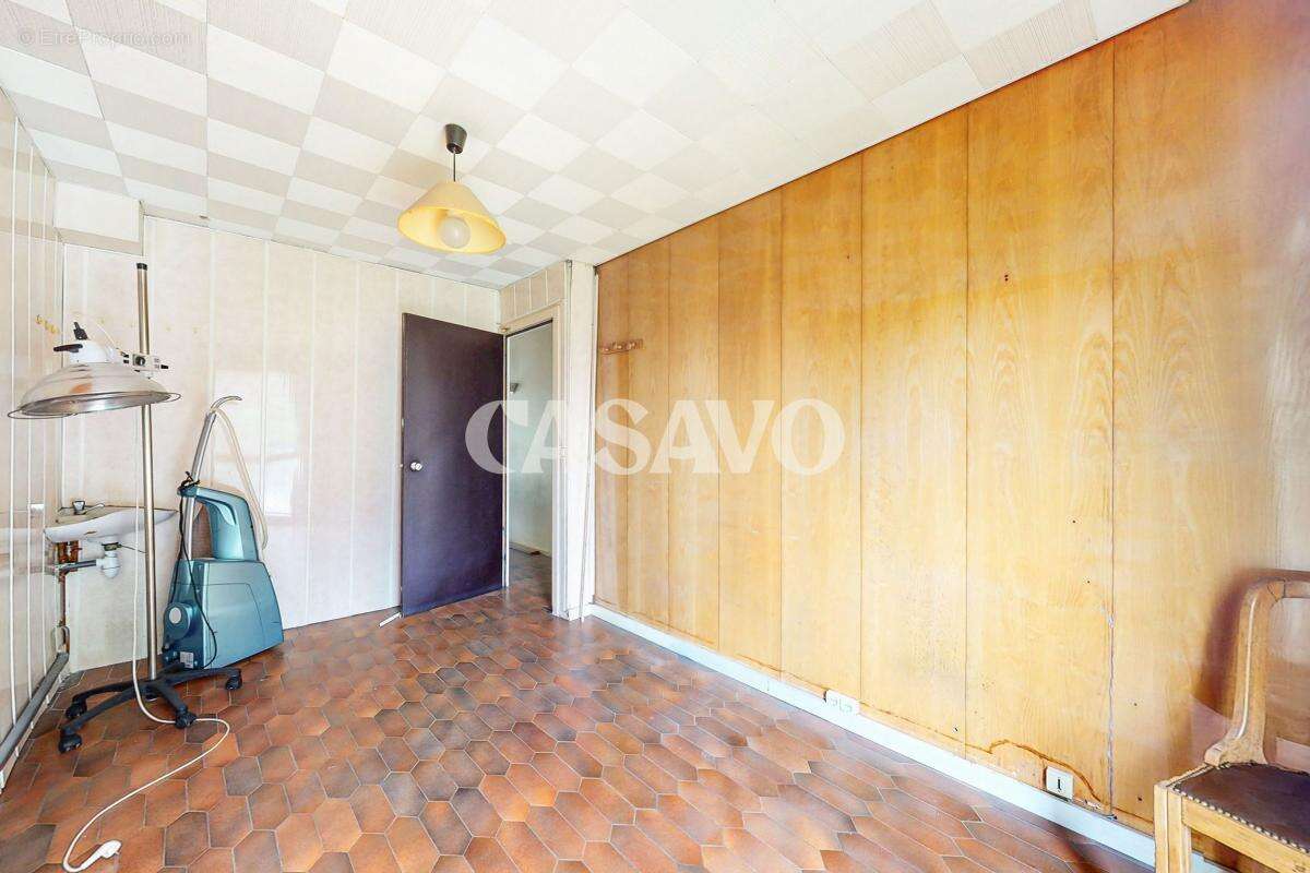 Appartement à L'HAY-LES-ROSES