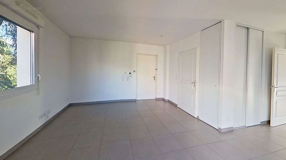 Appartement à TASSIN-LA-DEMI-LUNE