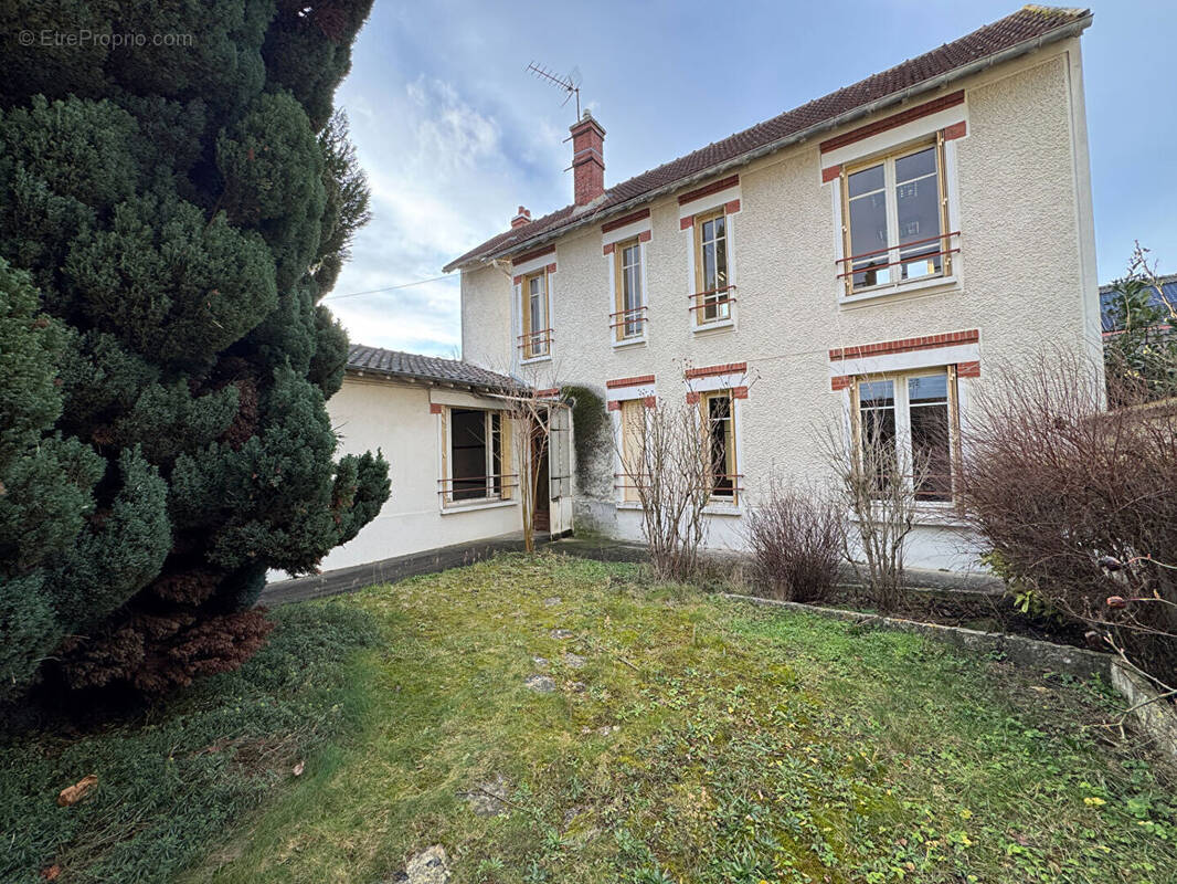 Maison à MELUN