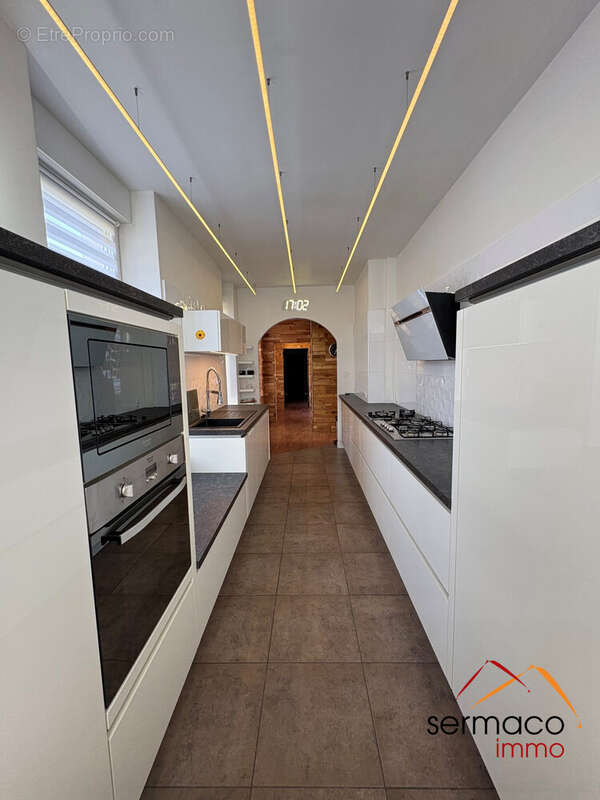 Appartement 117 m² à Forbach  - photo 2