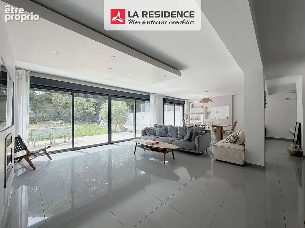 Maison 130 m² à Marly-Le-Roi  - photo 6