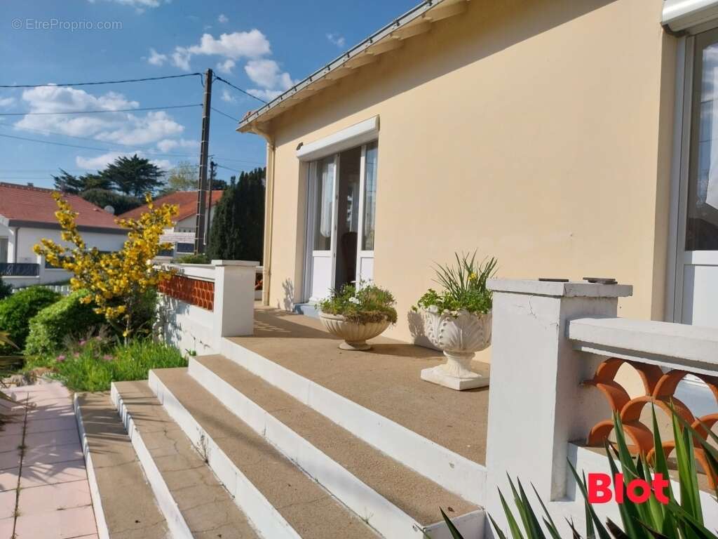 Maison à SAINT-MICHEL-CHEF-CHEF