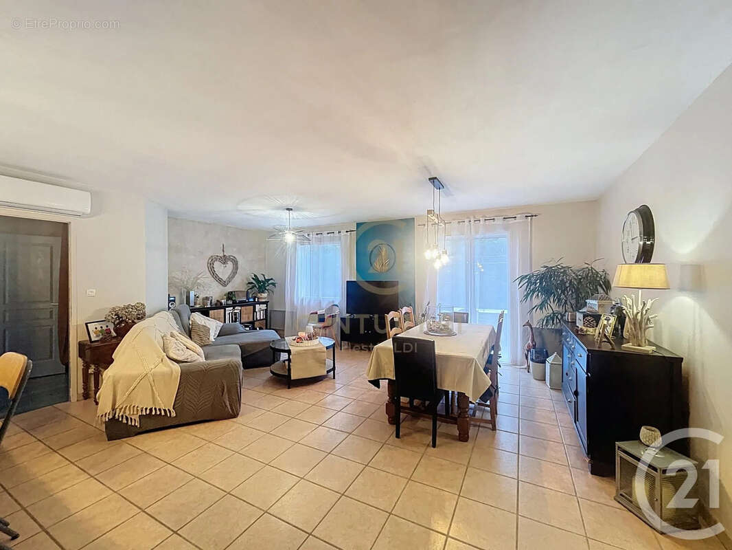 Maison à MOIDIEU-DETOURBE