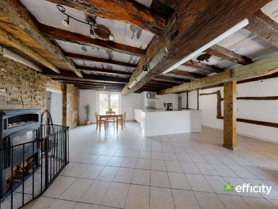 Maison 131 m² à Perrex  - photo 4