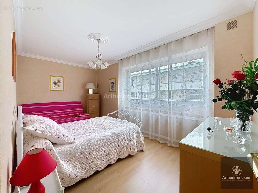 Appartement à LE COTEAU
