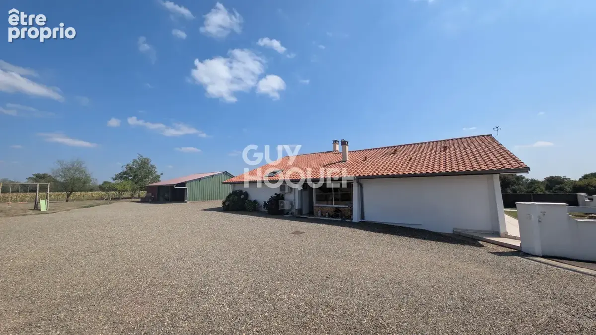 Le Vignau - Maison familiale pleine de charme et de possibilités - photo 10