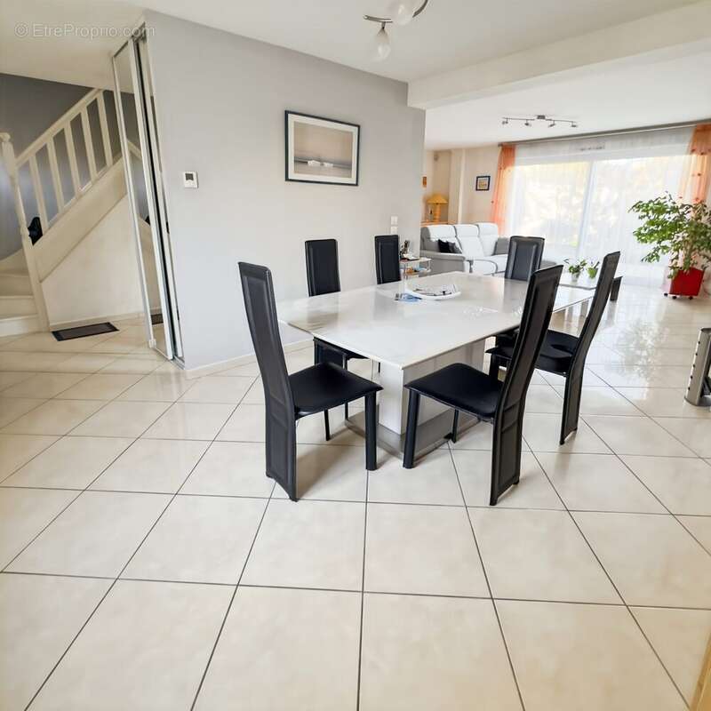 Maison à VITRY-SUR-SEINE