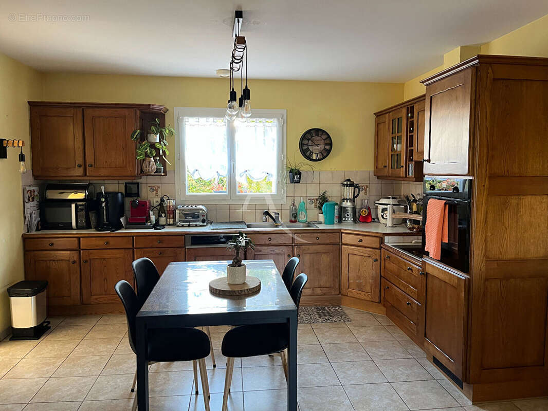 Maison à LE CHAMP-SAINT-PERE