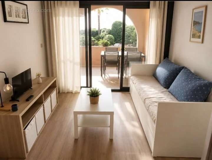 Beau deux pieces avec terrasse et vue mer - photo 3