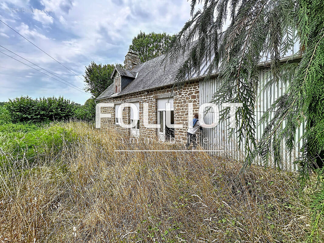 Maison à SUBLIGNY