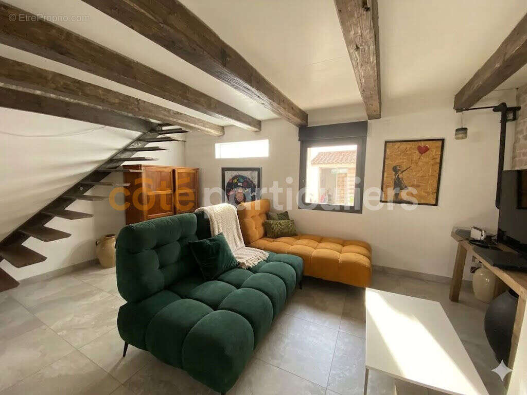 Ensemble immobilier sur un terrain de plus 2000m²  - 5 pièces - photo 3