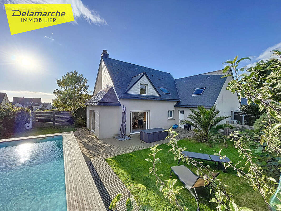 Maison à AGON-COUTAINVILLE