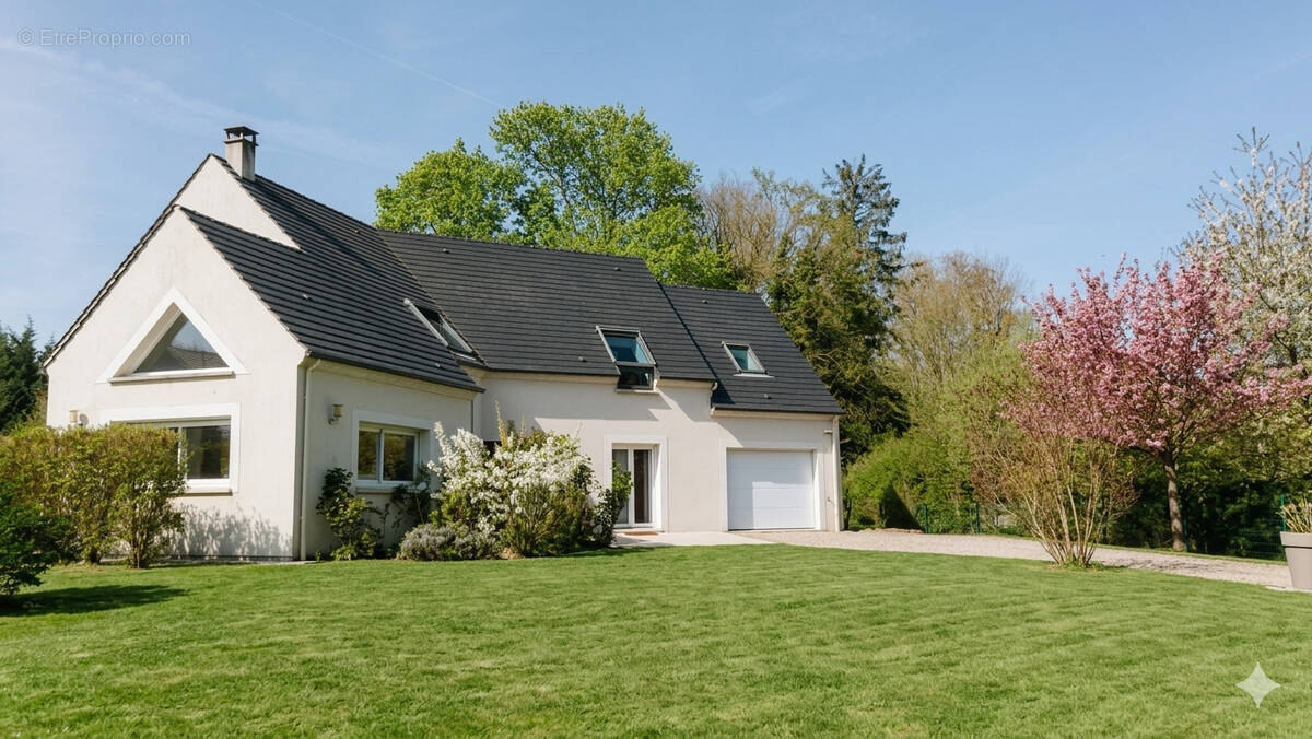 Maison à CHANTILLY