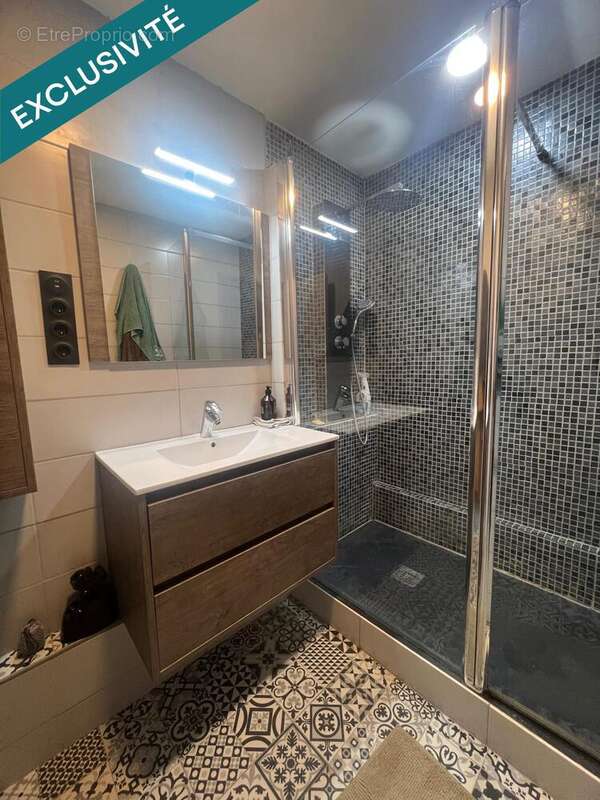Photo 8 - Appartement à LA VALETTE-DU-VAR