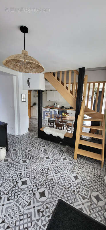Maison à SAINT-NICOLAS-D'ALIERMONT
