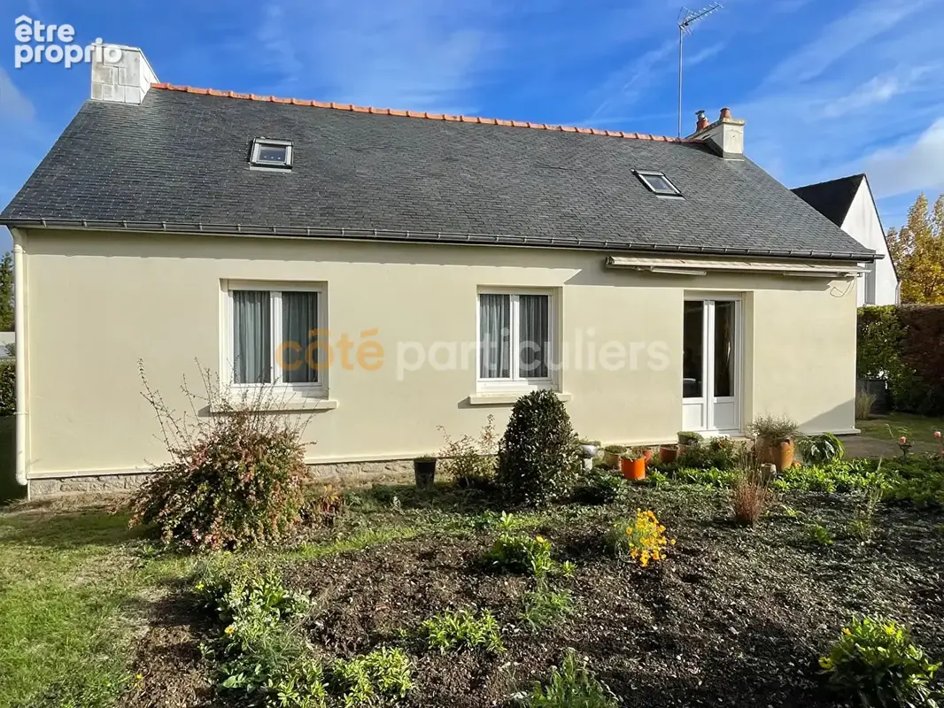 Maison à NOYAL-PONTIVY