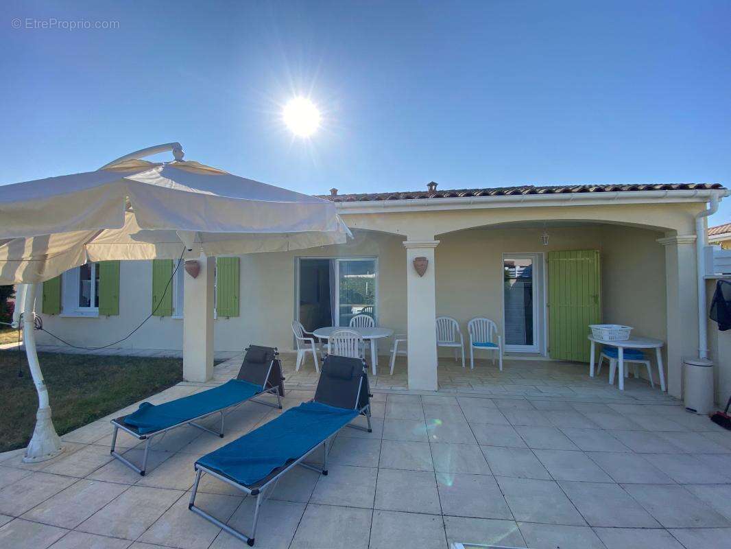 Maison à LES MATHES