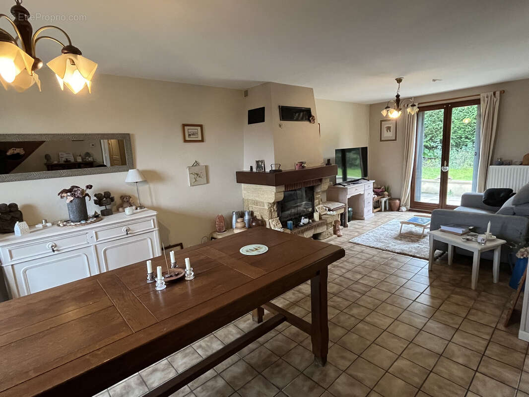 Maison à PONT-SAINTE-MAXENCE