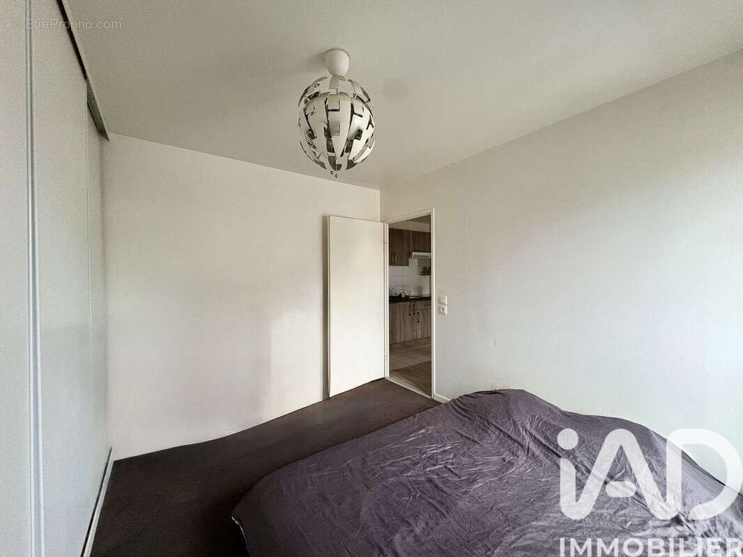 Appartement 37 m² à Saint-Ouen-L'aumone  - photo 9