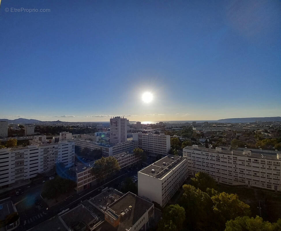 Appartement à MARSEILLE-14E