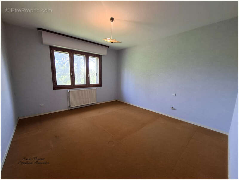 Maison à POUSSAY