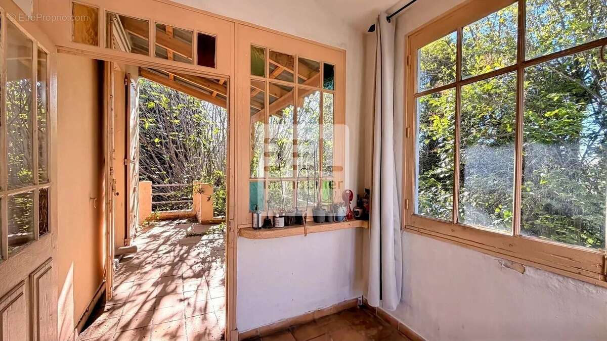 Maison sur terrain constructible - photo 9