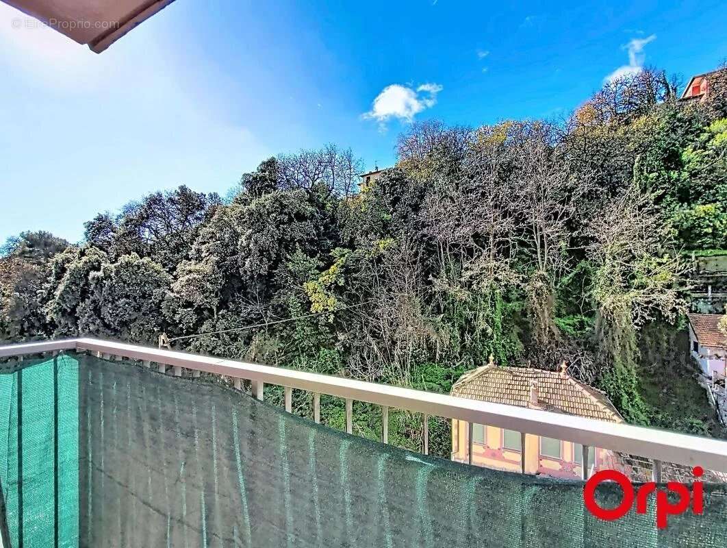Appartement à MENTON