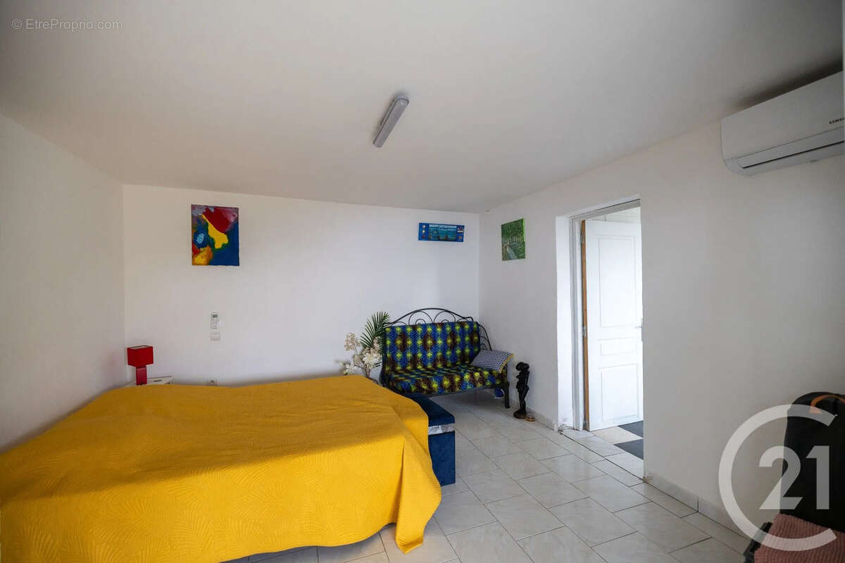Maison 226 m² à Morsiglia  - photo 7