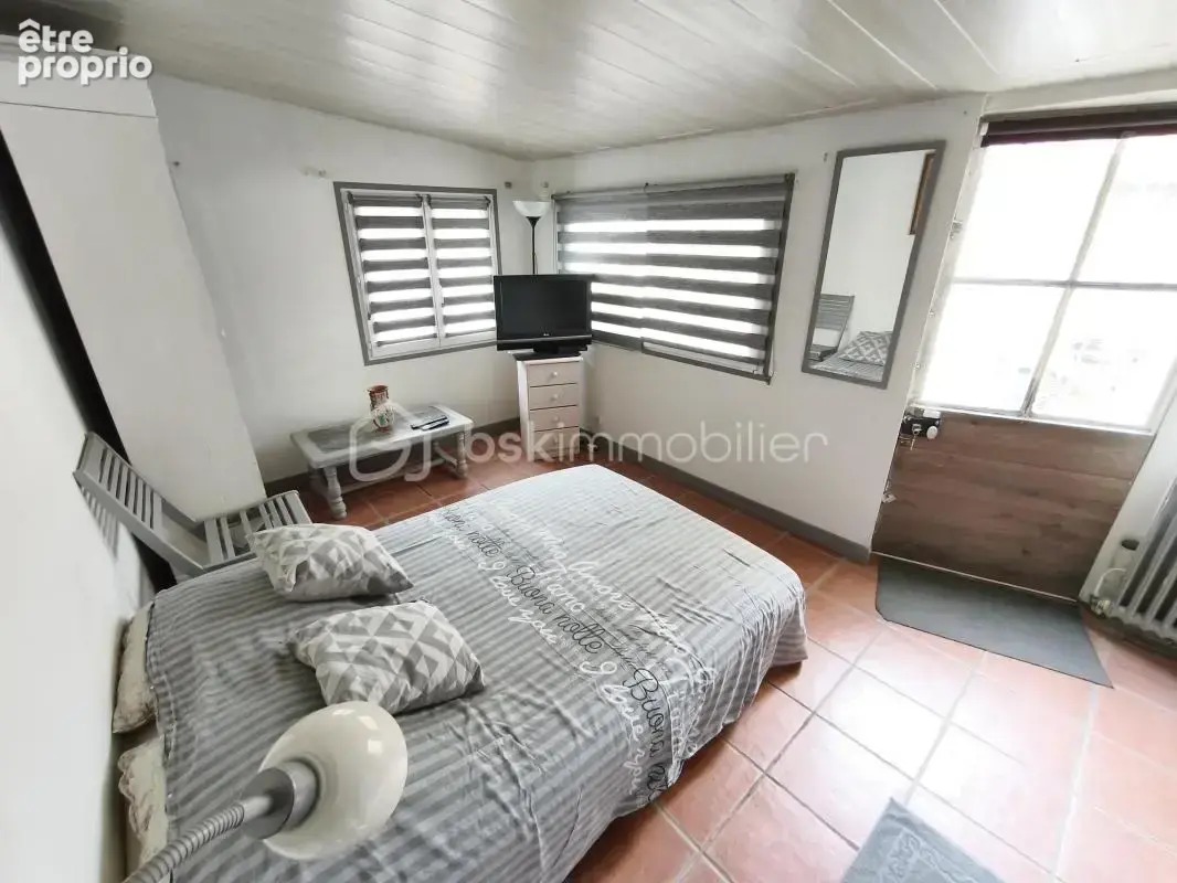 Maison . 5 Pièces . 96 m² - photo 18