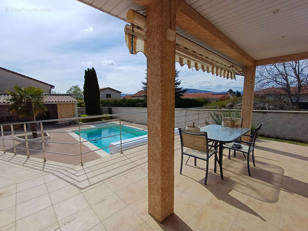 Maison à COURNON-D'AUVERGNE