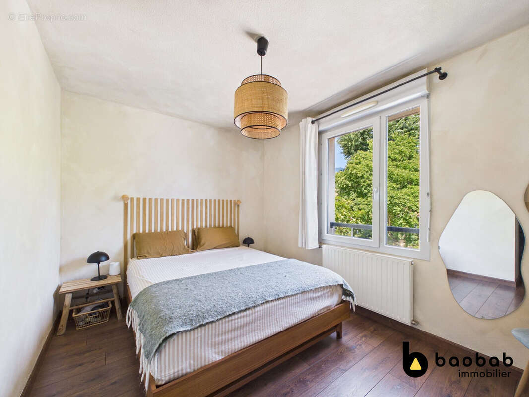 Appartement 82 m² à Chambery  - photo 9