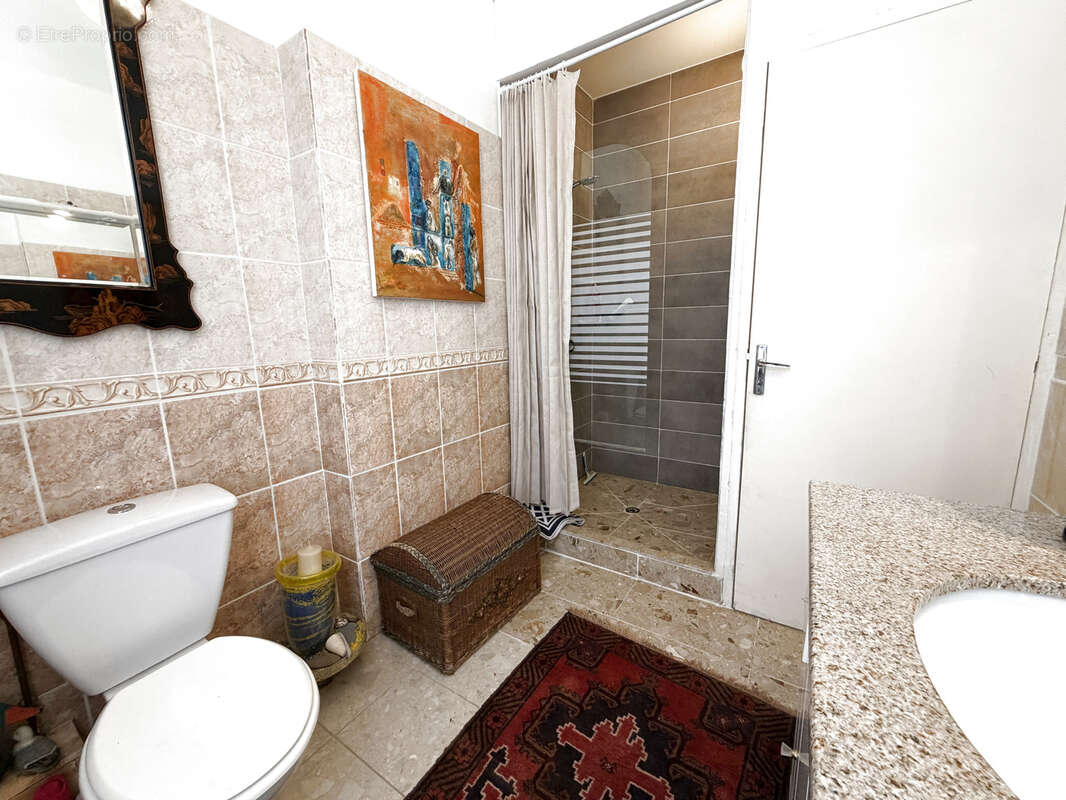 Propriété de caractère - photo 18