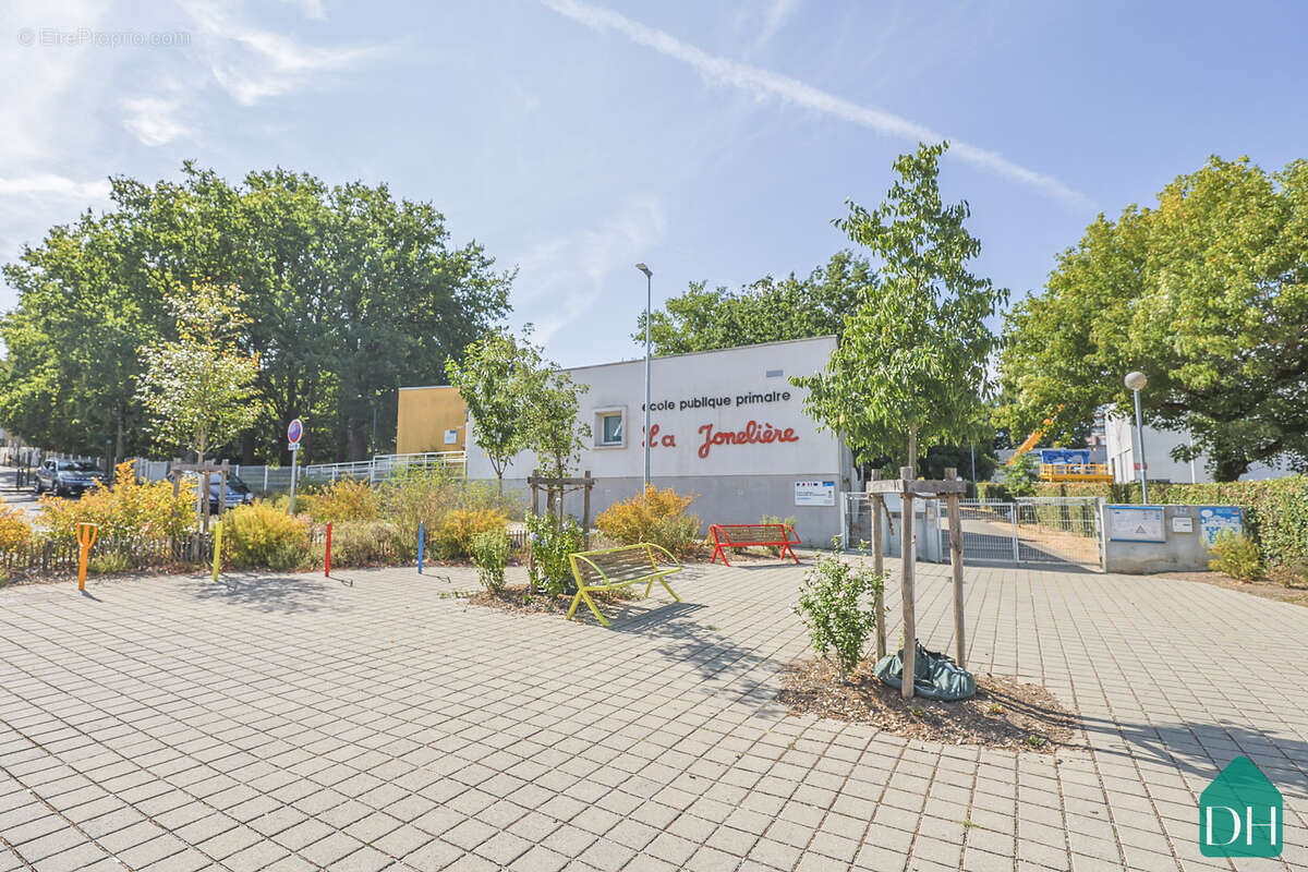 344-Maison-4/5chambres-garage-terrasse-joneliere-nantes - photo 19